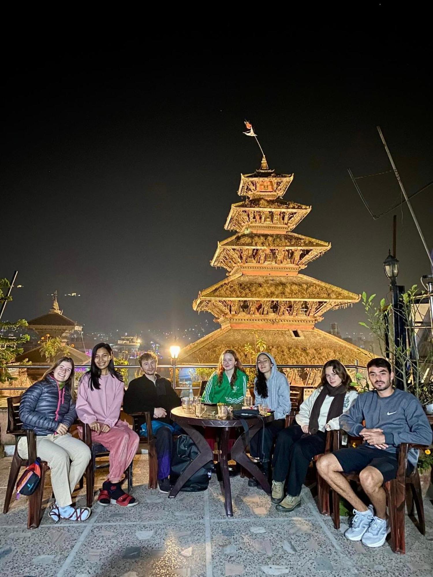 Annapurna Guest House And Rooftop Restaurant Bhatgoan Dış mekan fotoğraf